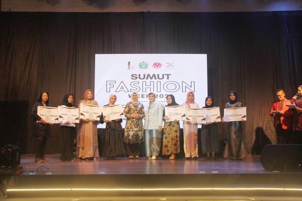 Sumut Fashion Week 2022 Sukses, Nawal Lubis Harapkan Tahun Depan Lebih Banyak Desainer yang Ikut